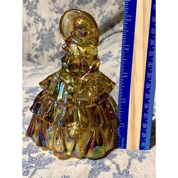 Wheaton Amber Iridescent Colonial Southern Belle Glass Figurine - Picture 7 of 8